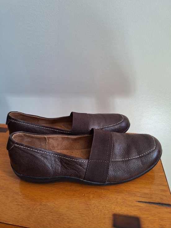 Naturalizer Shoes - Naturalizer Brown Loafers Women's Size 8M
